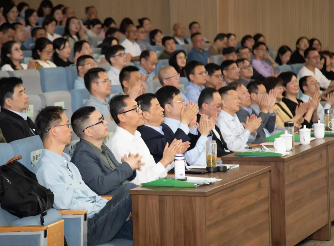 嘉兴市第二十五届“南湖之春”教育教学改革展示活动开幕式暨主会场活动顺利举行